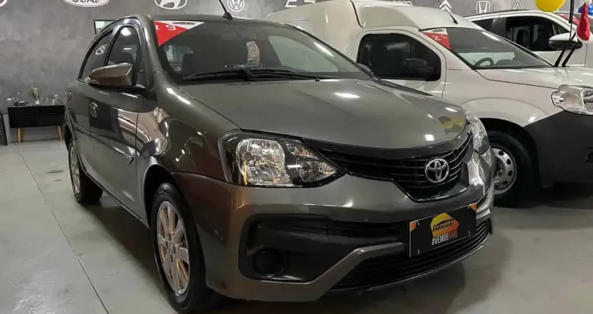Toyota Etios 2019 1.5 x plus 16v flex 4p manual