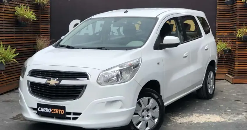 GM - Chevrolet SPIN LT 1.8 Mec. 2014 Flex   Ótimo espaço e Desempenho