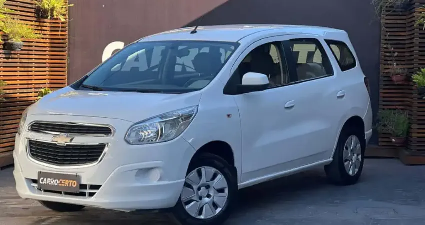 GM - Chevrolet SPIN LT 1.8 Mec. 2014 Flex   Ótimo espaço e Desempenho