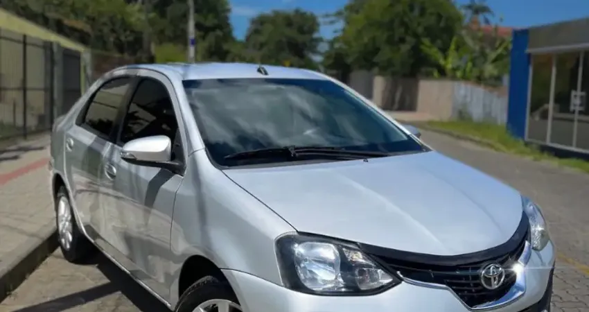 TOYOTA ETIOS 1.5 X PLUS SEDAN 2019 AUTOMATICO FLEX