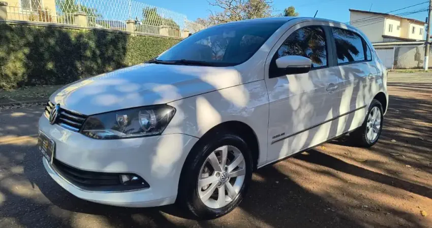 GOL HIGHLINE 1.6 4P G.6 2014 COMPLETISSIMO VEJA 