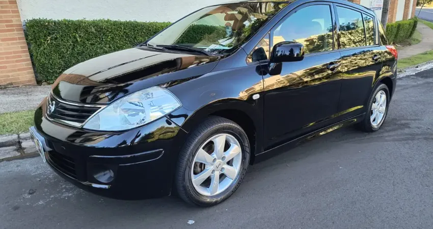 nissan tiida sl 1.8 mecanico 2013 completo + teto solar veja