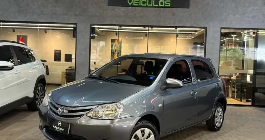 TOYOTA ETIOS HB X 2016