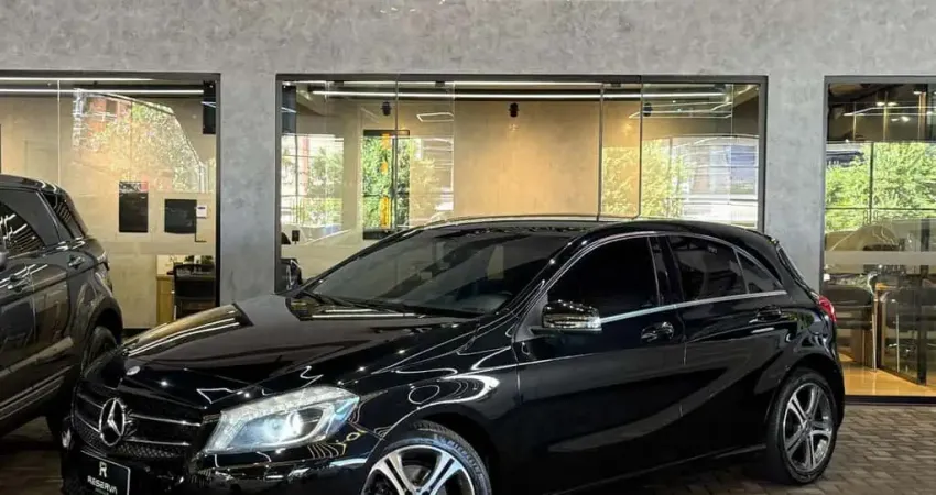 MERCEDES-BENZ A 200 1.6 TURBO URBAN 16V GASOLINA 4P AUT 2015