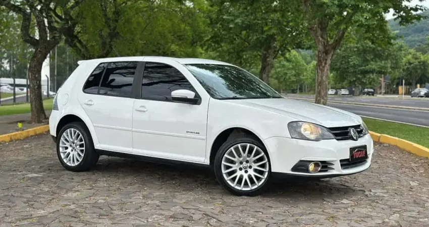 VOLKSWAGEN GOLF Sportline 1.6 Mi Total Flex 8V 4p