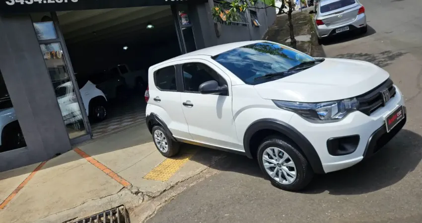 Fiat Mobi Like 1.0 2023 Branco completo Flex 