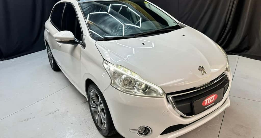 PEUGEOT 208 GRIFFE 2015