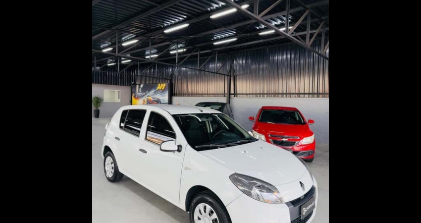 Renault Sandero Expression Hi-Flex 1.0 16V 5p  - Branca - 2013/2014