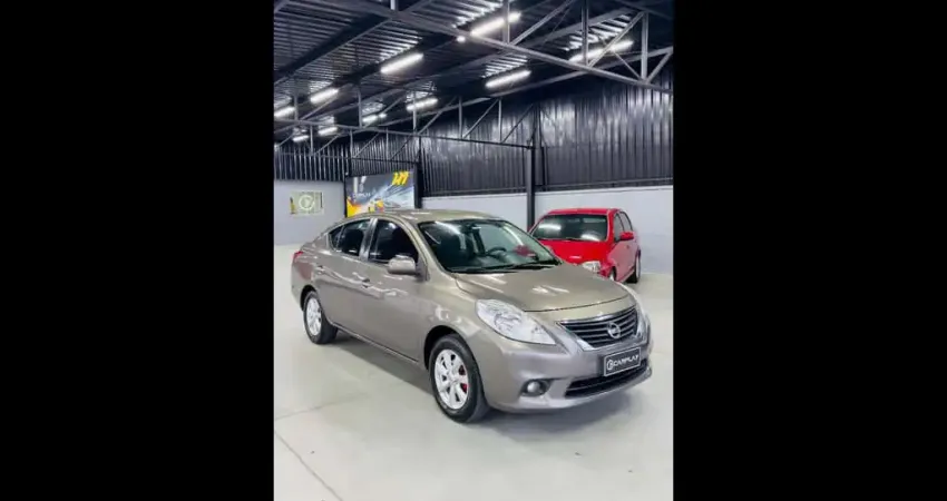 Nissan Versa SL 1.6 16V Flex Fuel 4p Mec.  - Cinza - 2011/2012