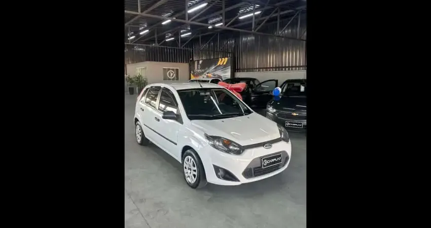 Ford Fiesta 1.0 8V Flex/Class 1.0 8V Flex 5p  - Branca - 2012/2013