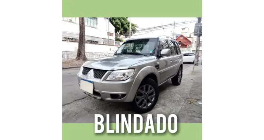 Mitsubishi Pajero tr4 2015 2.0 4x2 16v 140cv flex 4p automático