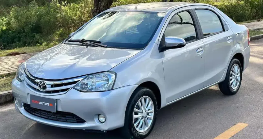 ETIOS XLS SEDAN 1.5 - 2016