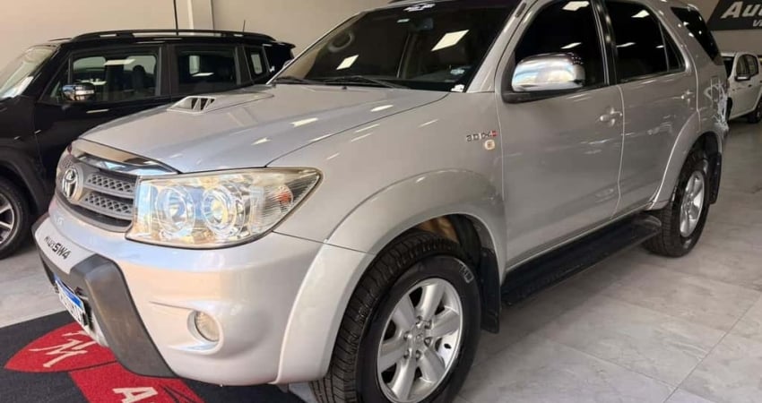 TOYOTA HILUXSW4 SRV4X4 2011
