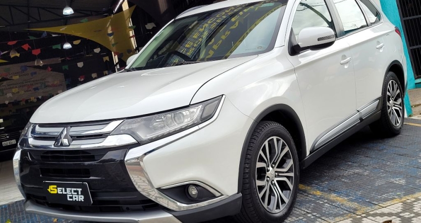 Mitsubishi Outlander 2.0 4x2 2016 CVT | IMPECÁVEL COM BAIXO KM!