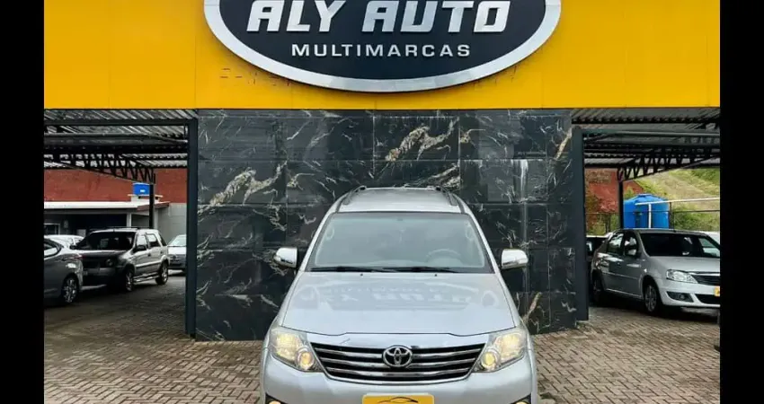 Hilux SW4 SR 2.7 Aut.