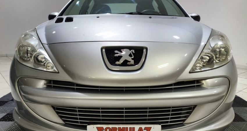 Peugeot 207 Sedan Passion XR 1.4 2012