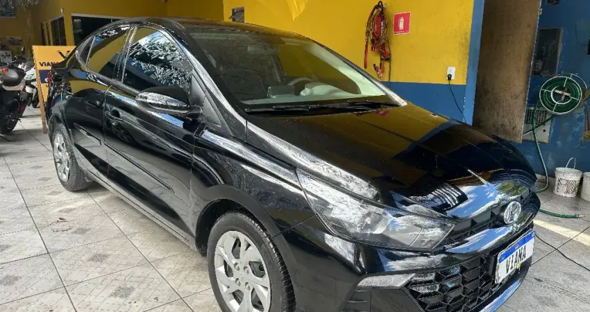 HYUNDAI HB20S 1.0 COMFORT – ELEGÂNCIA, ECONOMIA E BAIXÍSSIMA QUILOMETRAGEM!