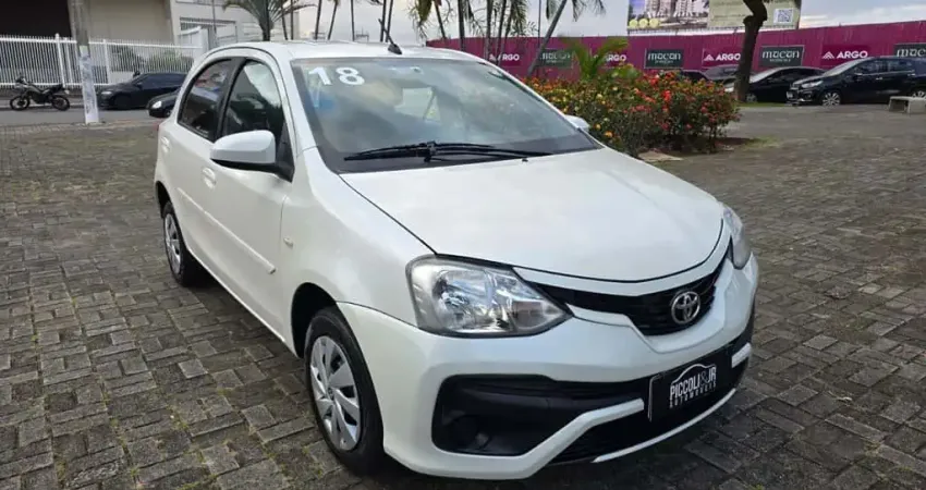 ETIOS XS 1.5 AUTOMÁTICO 