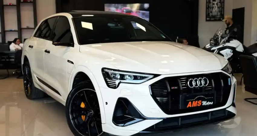 AUDI E TRON 2021