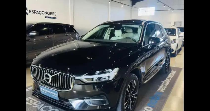 VOLVO XC60 T8 MOMENTUM 2021