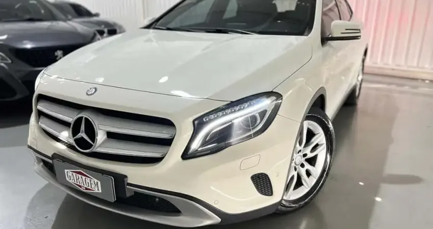 MERCEDES-BENZ GLA 200 200 Advance 1.6/1.6 TB 16V Flex Aut.