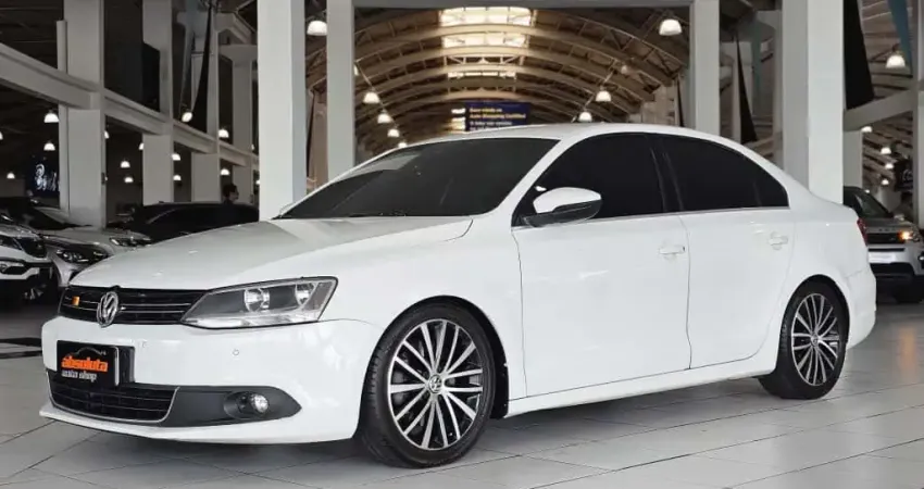 Volkswagen Jetta 2014 2.0 tsi highline 211cv gasolina 4p tiptronic