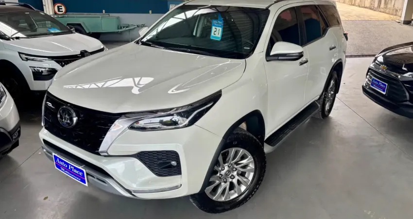 TOYOTA HILUX SRV SRX 7 LUGARES IMPECÁVEL!!