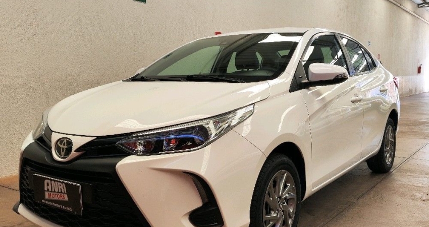 Yaris Sedan XS 1.5 Flex Automático Completo 2023