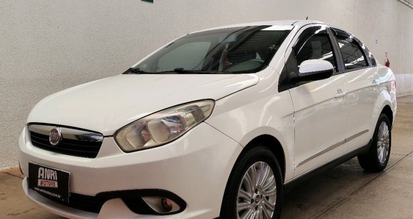Grand Siena Essence 1.6 Flex Completo 2013