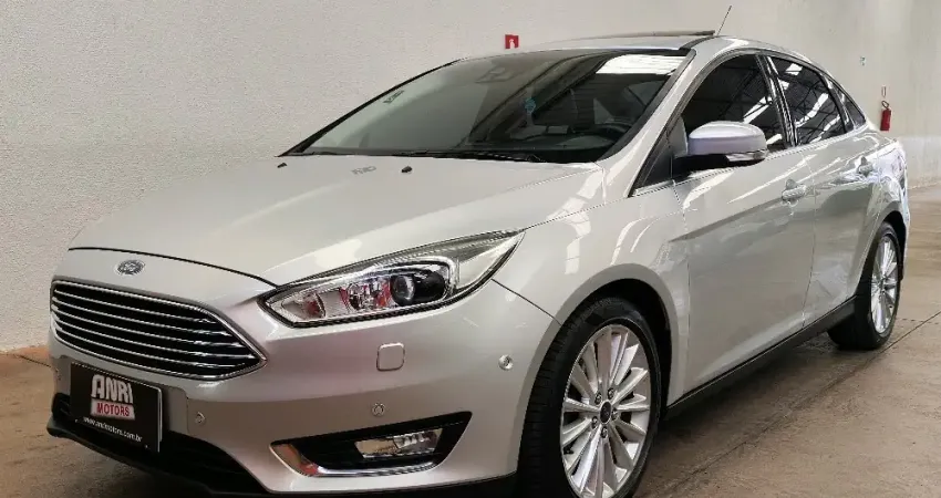 Focus Sedan Titanium 2.0 Flex Automático Completo 2016