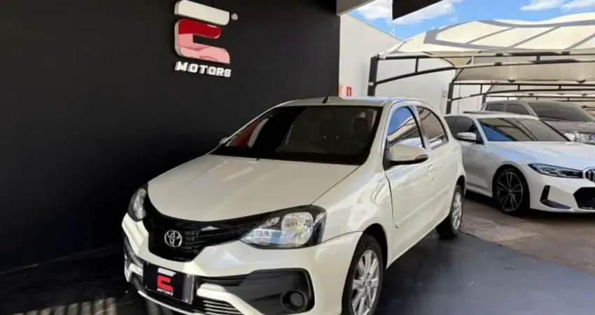 TOYOTA ETIOS 1.5 X PLUS 16V 4P