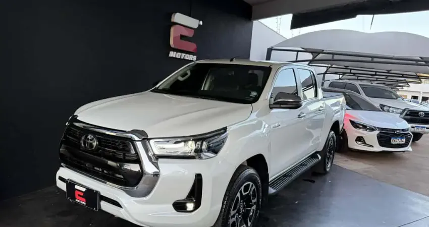 TOYOTA HILUX 2.8 TDI SRX PLUS CD 4X4 4P