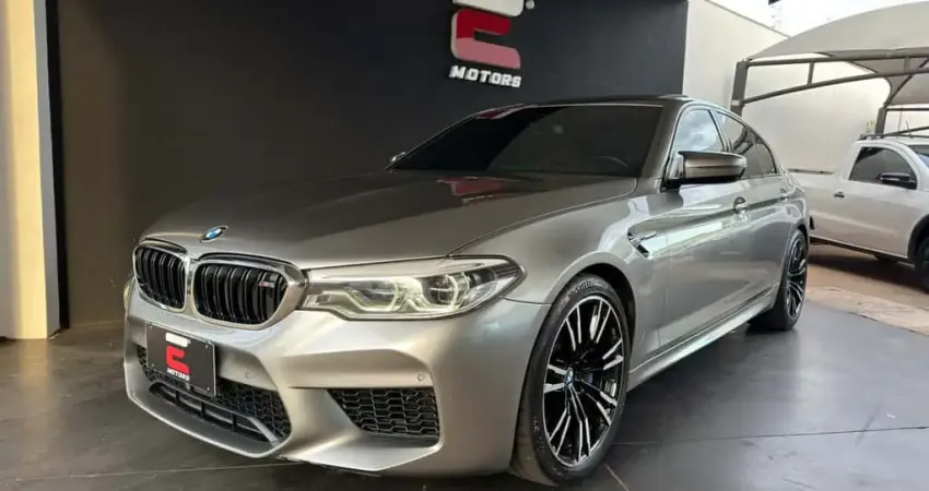 BMW M5 4.4 M XDRIVE Bi-TURBO V8