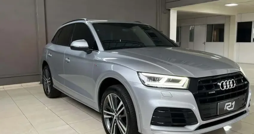 AUDI Q5 S-Line 2.0 TFSI Quattro S-tronic