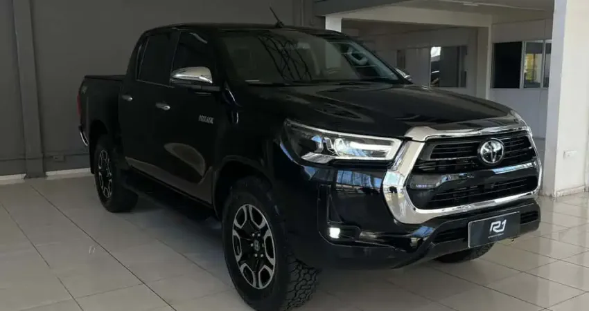 TOYOTA HILUX CD SRX 4x4 2.8 TDI 16V Diesel Aut.