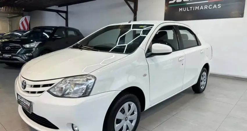 ETIOS XS Sedan1.5 Flex 16V 4p Mec.