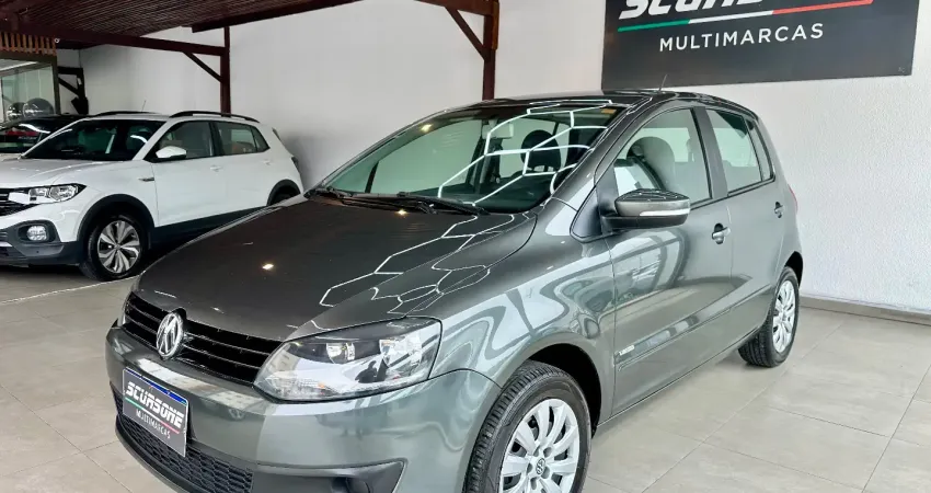 O Volkswagen Fox 2013 é aquele hatch confiável, prático e econômico, perfeito para quem busca um car