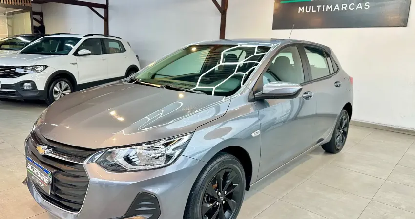 O Onix Hatch LT 2022 traz o equilíbrio perfeito entre economia, modernidade e praticidade.