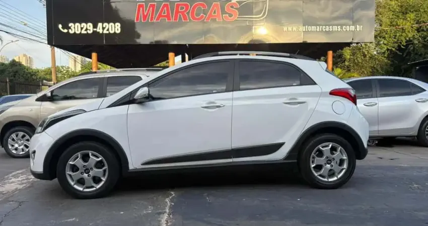 HYUNDAI HB20X 1.6A 2014