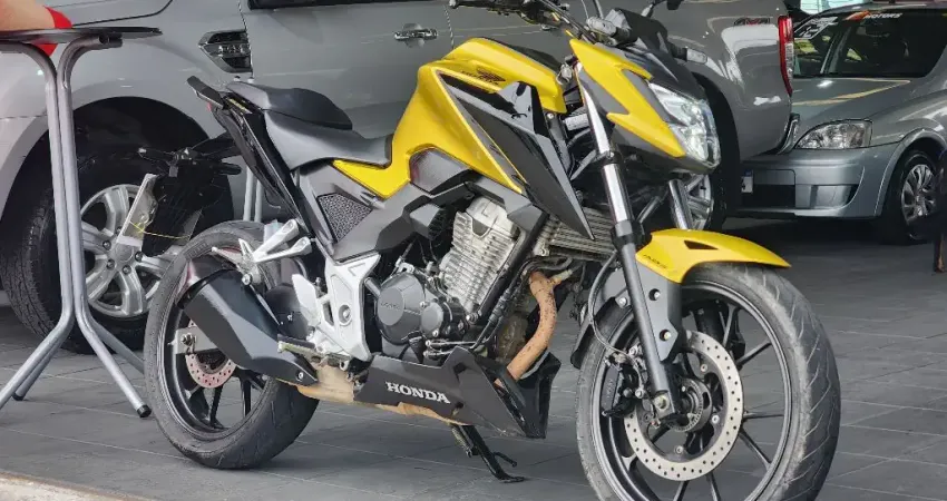 HONDA CB300F TWISTER 2024 IMPECÁVEL