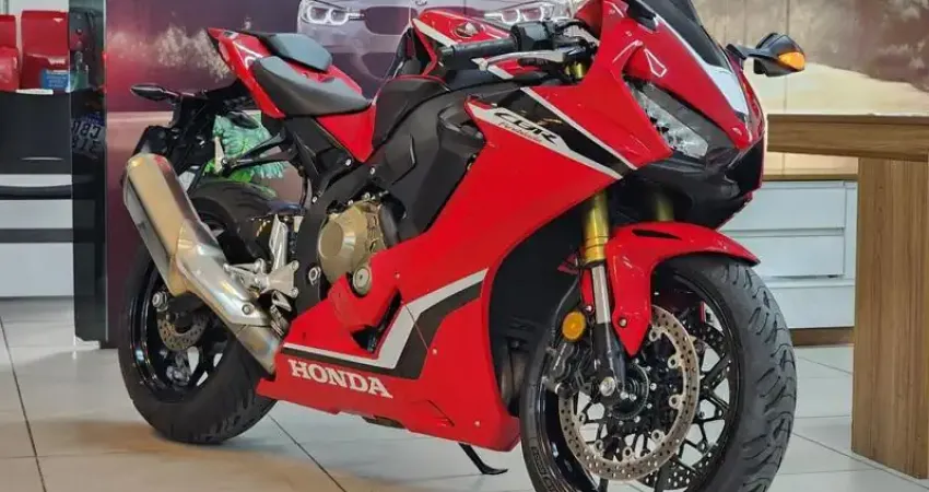 CBR 1000RR FIREBLADE 2018 BAIXÍSSIMO KM