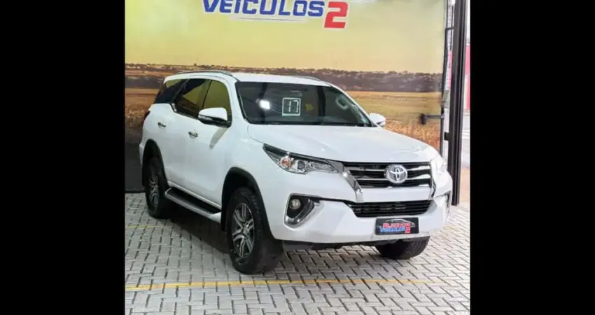 Toyota HILUX SW4 2.7 SR 4X2 16V FLEX 4P AUTOMÁTICO