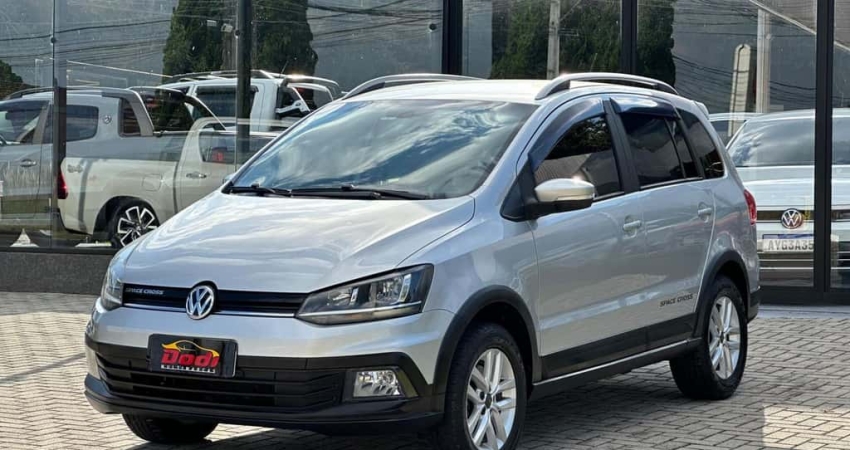VOLKSWAGEN SPACECROSS 1.6 16V MANUAL 2015