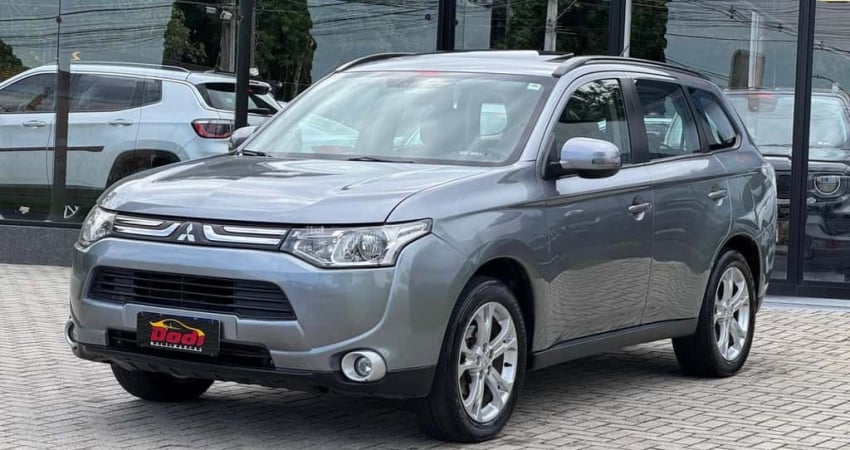 MITSUBISHI OUTLANDER 2.0 2015