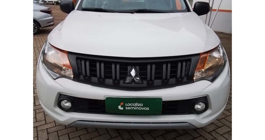 Mitsubishi L200 triton 2023 2.4 16v turbo diesel gl cd 4x4 manual