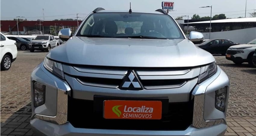 Mitsubishi L200 triton 2023 2.4 16v turbo diesel sport hpe cd 4p 4x4 automático