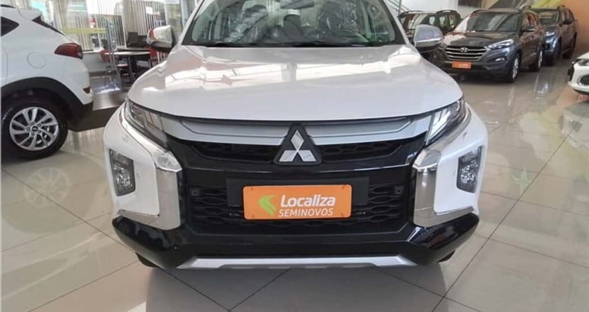 Mitsubishi L200 triton 2023 2.4 16v turbo diesel sport hpe-s cd 4p 4x4 automático