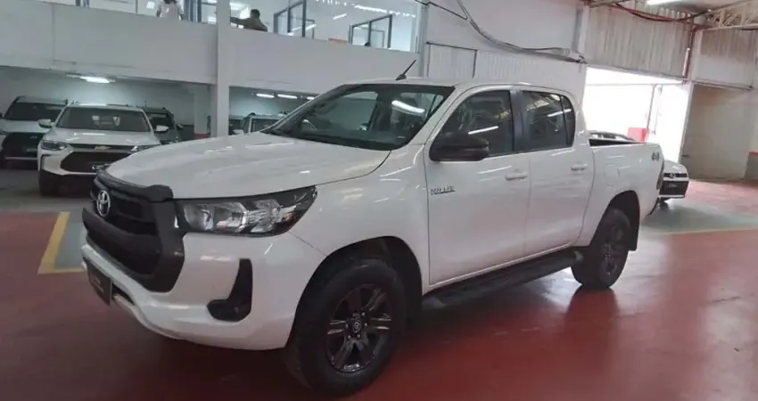 Toyota Hilux 2024 2.8 d-4d turbo diesel cd sr 4x4 automático
