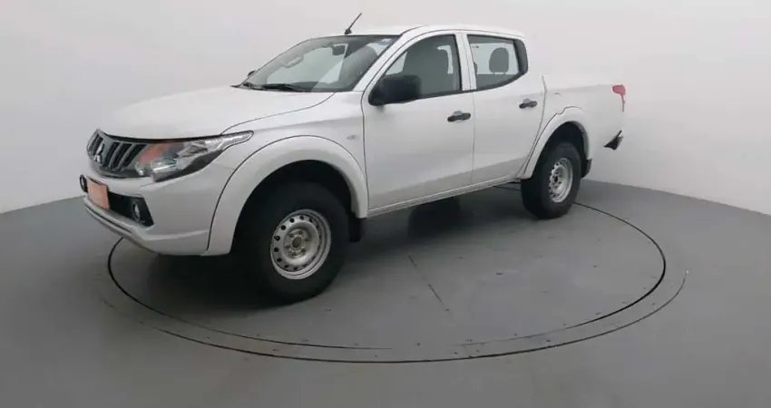 Mitsubishi L200 triton 2023 2.4 16v turbo diesel gls cd 4x4 automático