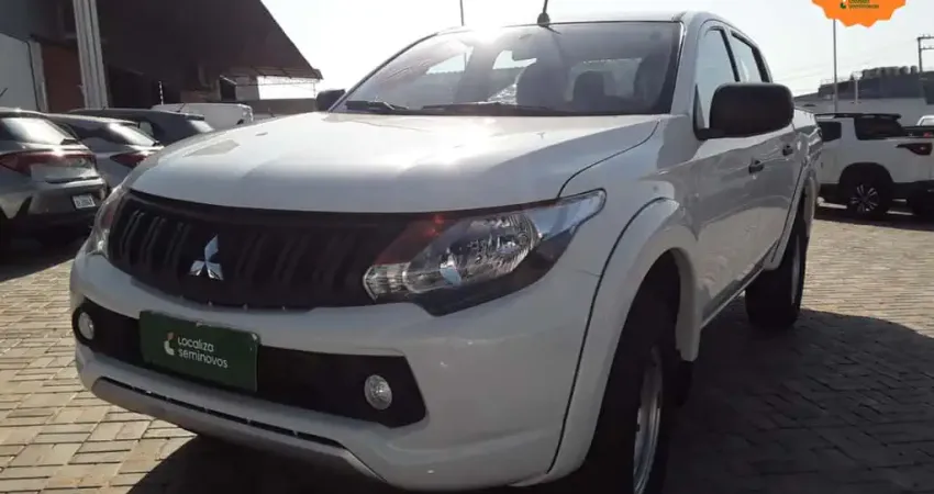 Mitsubishi L200 triton 2023 2.4 16v turbo diesel gl cd 4x4 manual